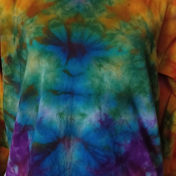 Rainbow Lion Back Adult Medium Long Sleeve Tie Dye Tee - Picture 4 of 5